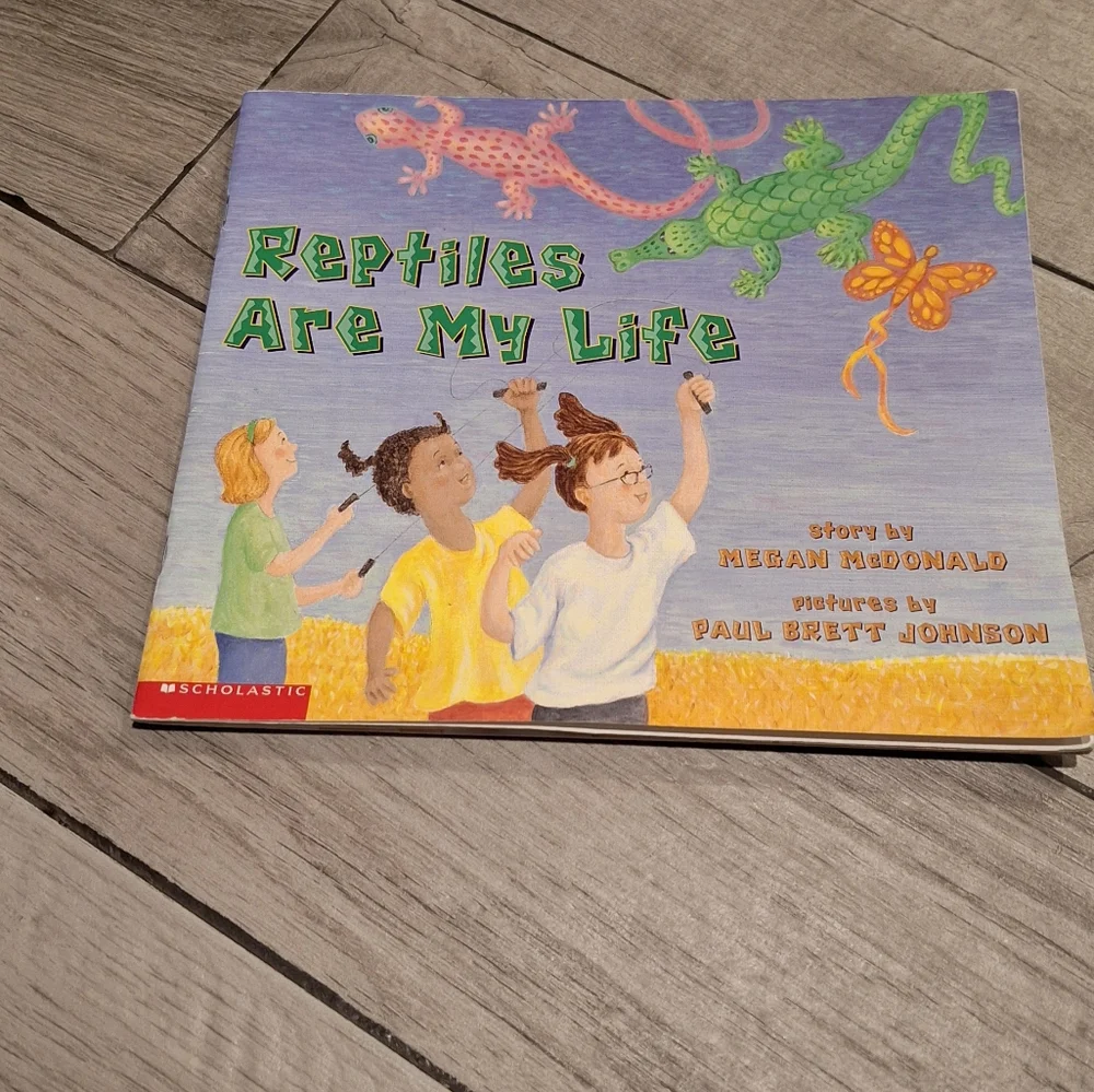 🦔Reptiles are My Life paperback🦄
